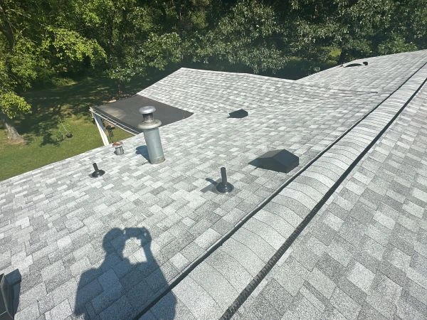 Impact resistant shingle Class 4 roof installed by Worthy Construction LLC showing durable asphalt shingles designed to resist hail and storm damage.